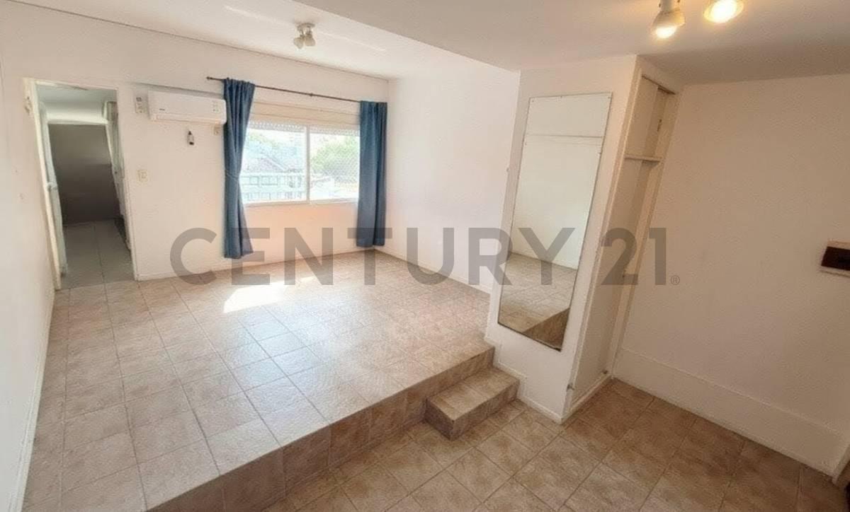 Foto de Venta Monoambiente Divisible 6to. piso. Apto Profesional. Palermo Viejo, imagen 2