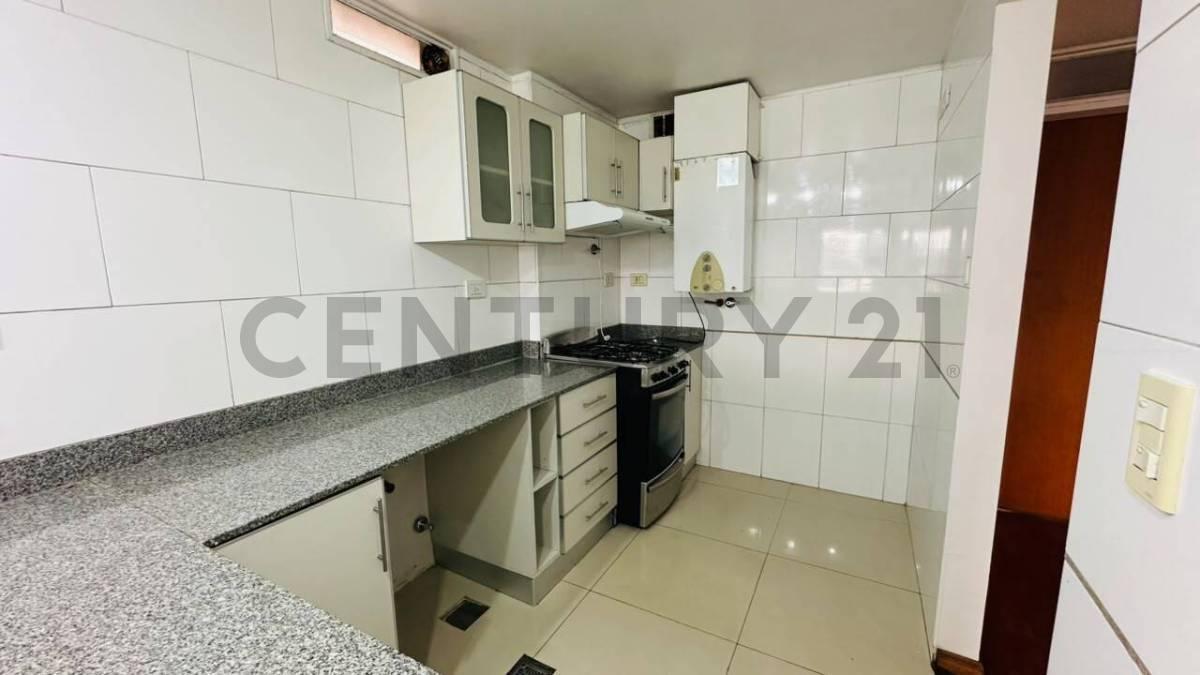Foto de Departamento 2 Ambientes con Cochera y Balcón al Frente, imagen 1