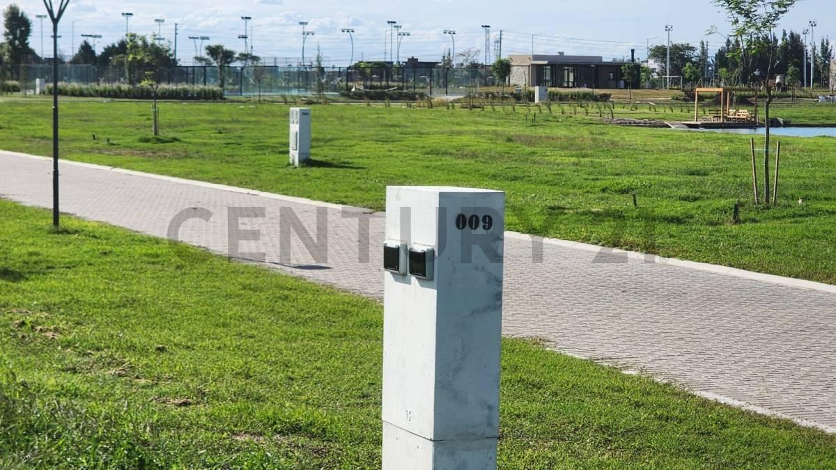 Foto de ESPECTACULAR LOTE EN UNO DE LOS MÁS PROMETEDORES BARRIOS DE CANNING, imagen 5
