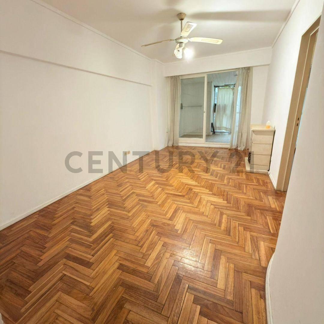 Foto de VENTA | Departamento 3 Ambientes con Patio en Colegiales, imagen 1