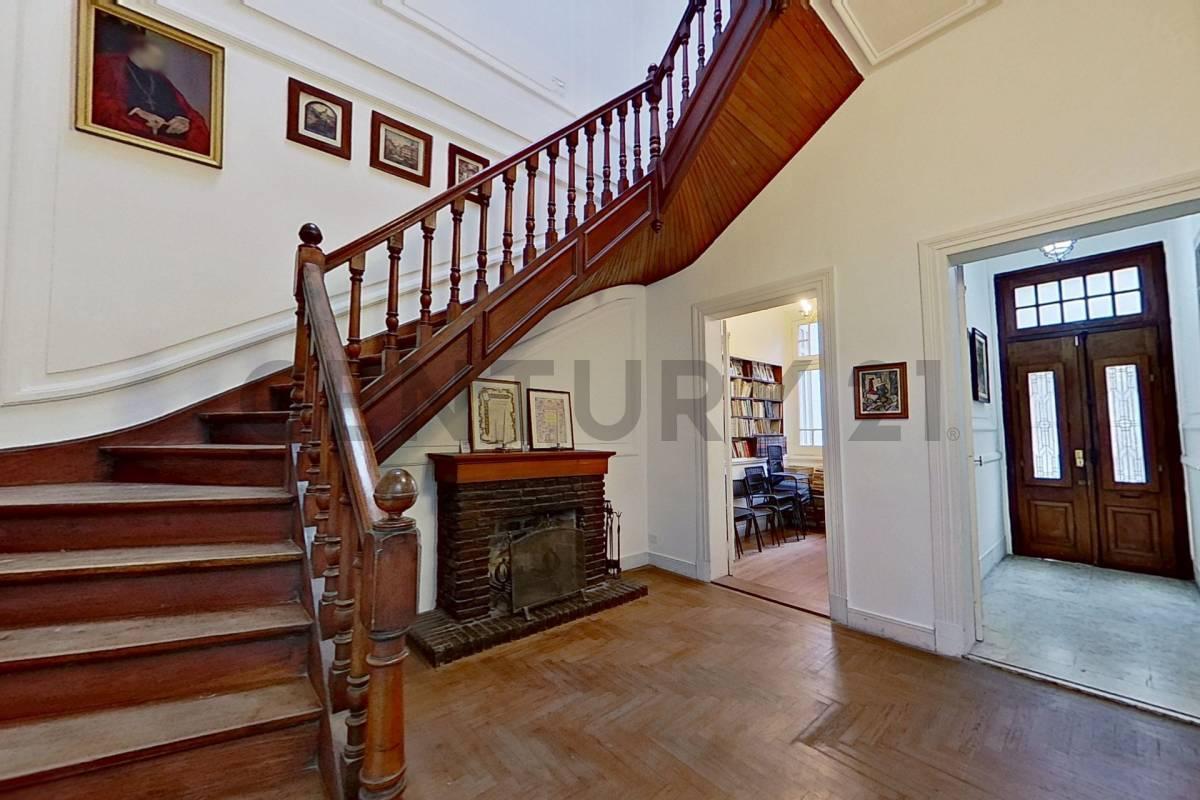 Foto de VENTA CASA 6 AMBIENTES CON JARDIN Y COCHERA - BELGRANO R, imagen 4