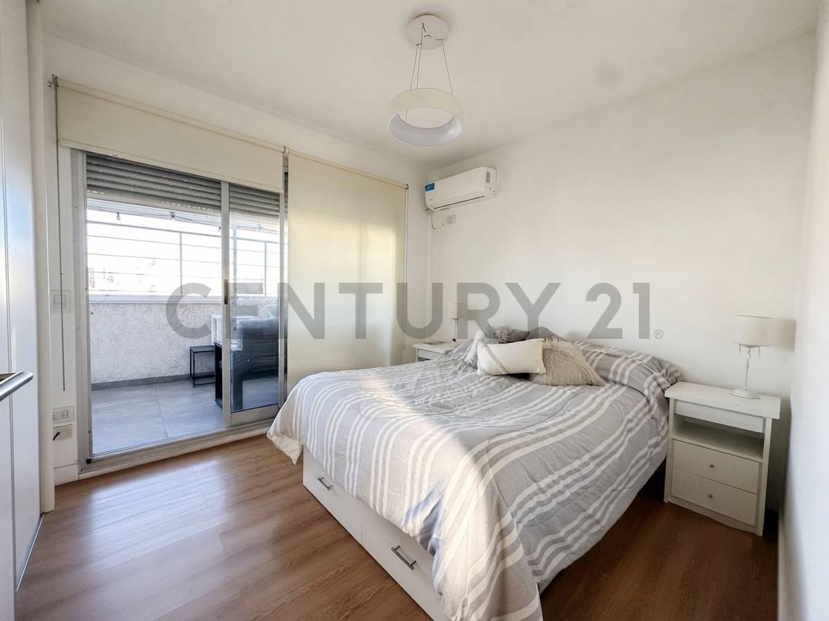 Foto de Exclusivo 3 ambientes con terraza y jardín de invierno en Parque, imagen 2