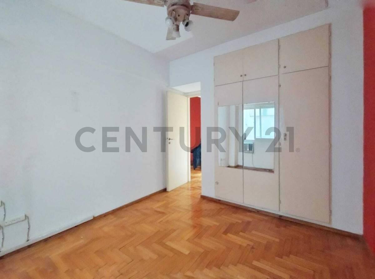 Foto de EXCELENTE 2 AMBIENTES EN VENTA MUY LUMINOSO Y FUNCIONAL, imagen 2