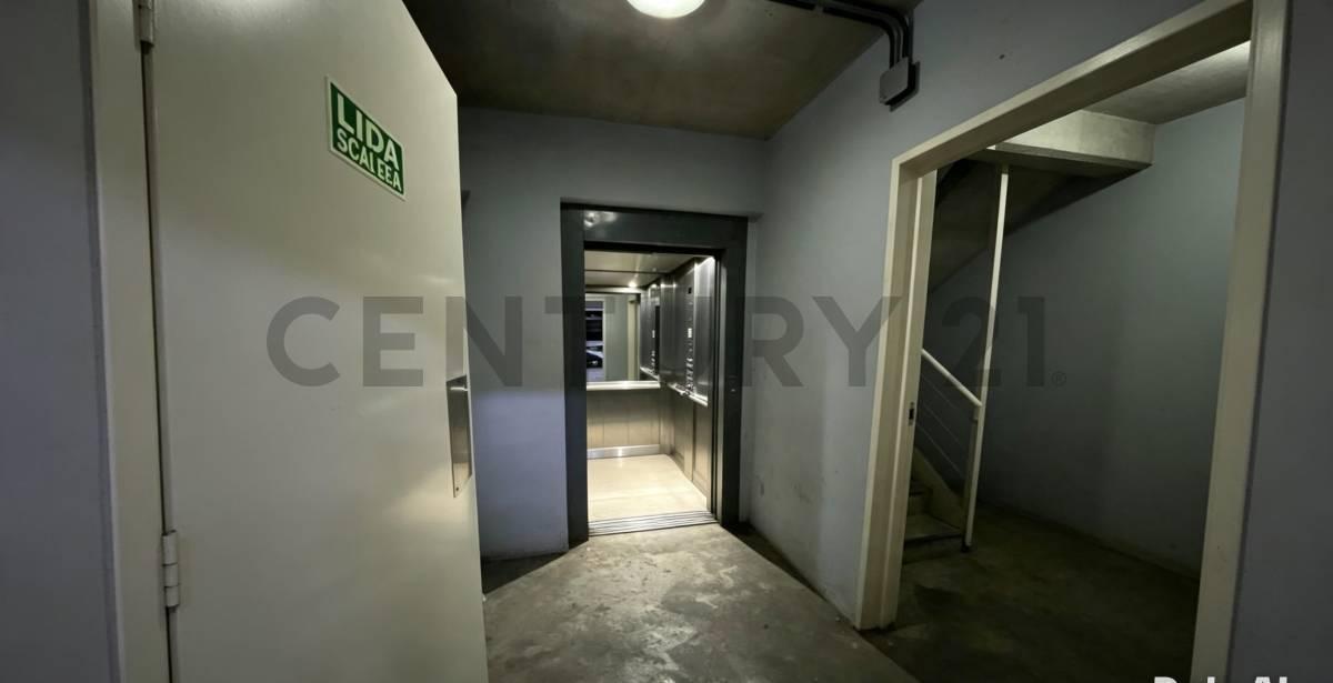 Foto de Venta de cochera fija en edificio – Almagro., imagen 2