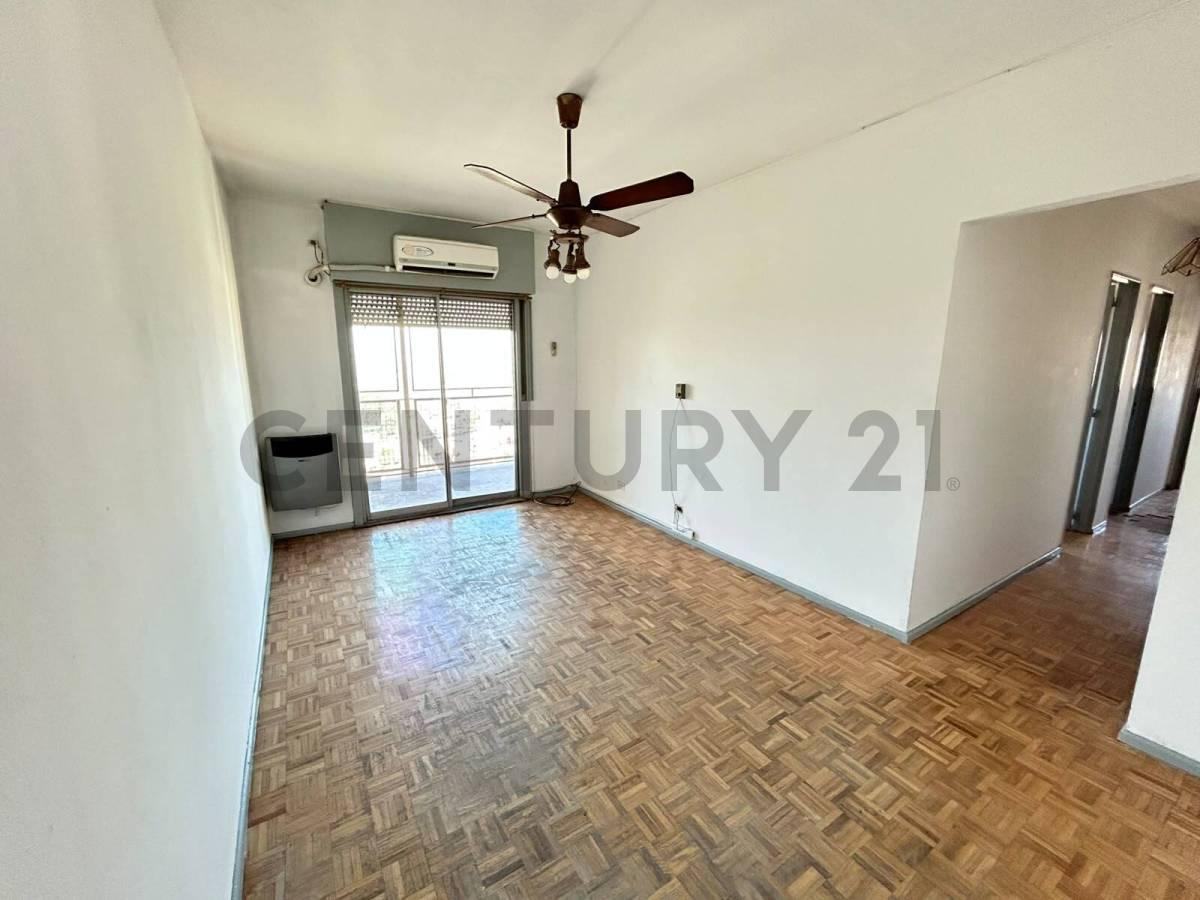 Foto de VENTA DEPARTAMENTO 4 AMBIENTES CON BALCON LUGANO, imagen 1