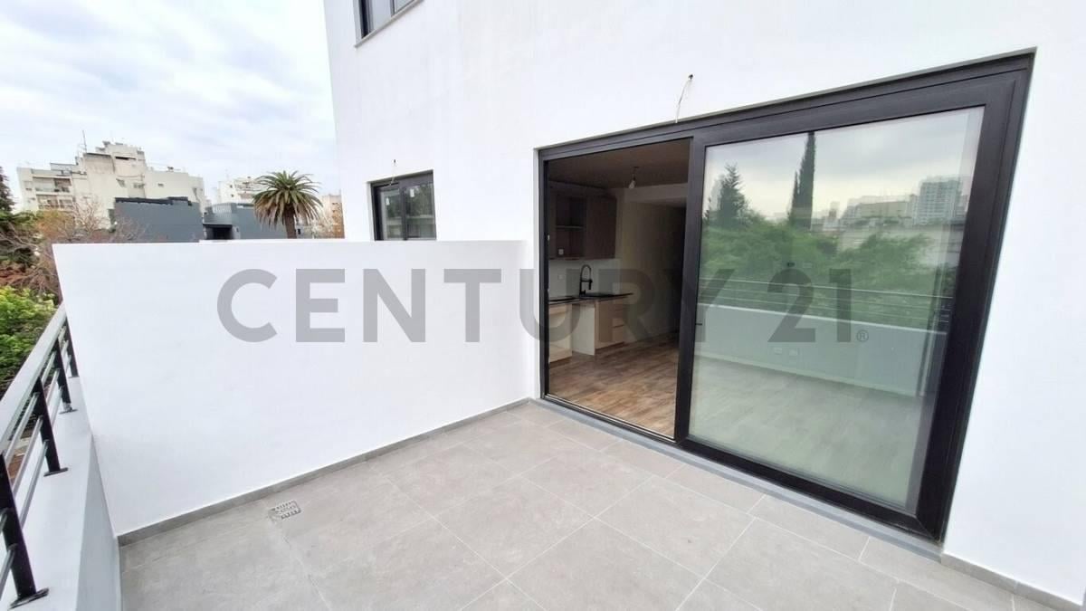 Foto de Venta Office o Ambiente y medio CON BALCÓN aterrazado al frente, imagen 3