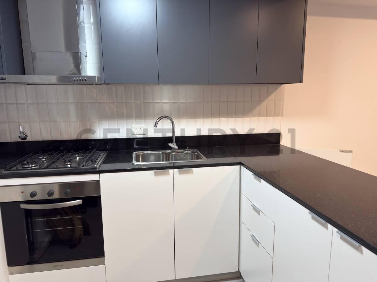 Foto de VENTA MONOAMBIENTE CON PATIO Y PARRILLA PLAZA IRLANDA CABALLITO NORTE, imagen 2