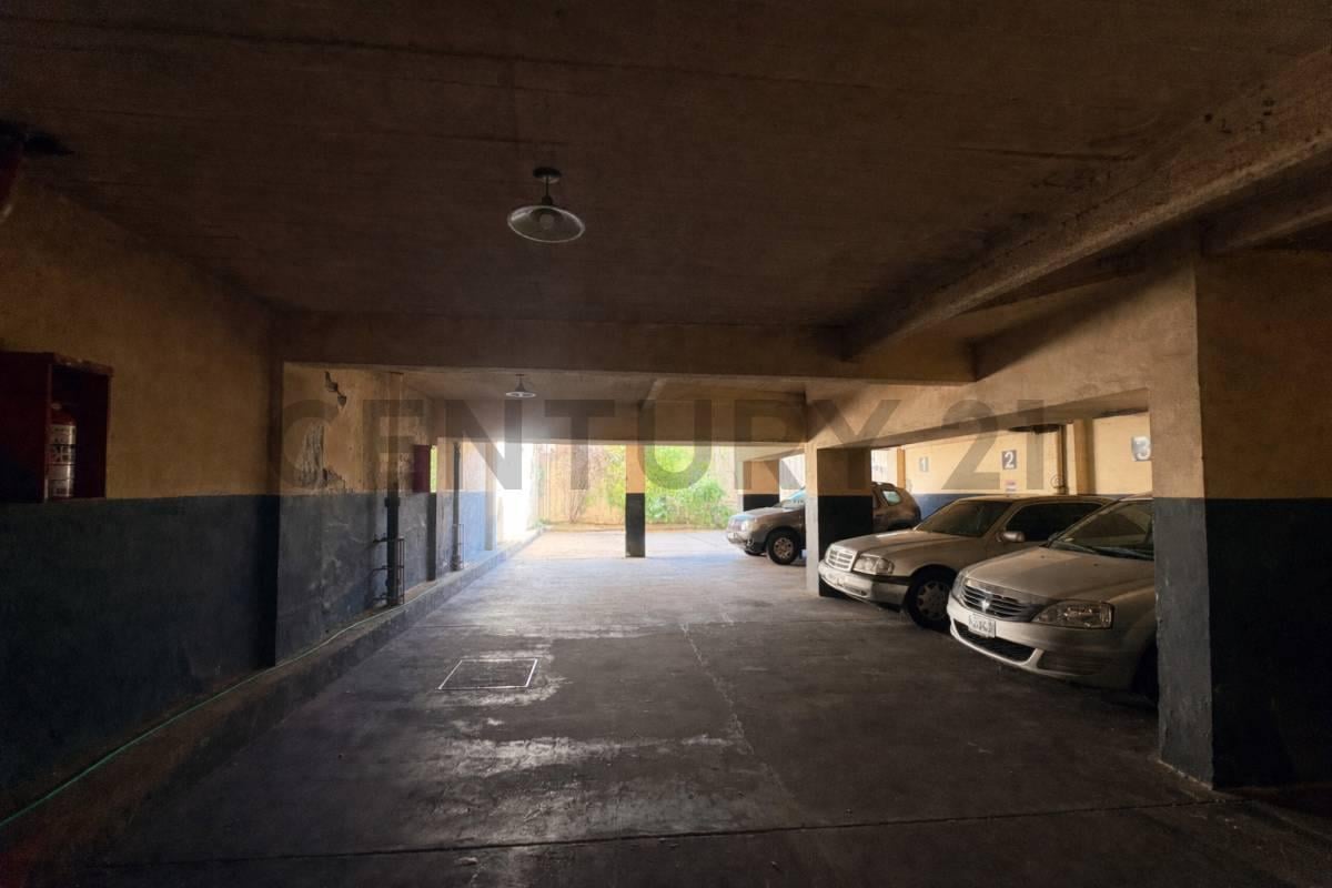 Foto de Cochera Fija cubierta en Planta Baja - Zona Hospital Italiano, imagen 3