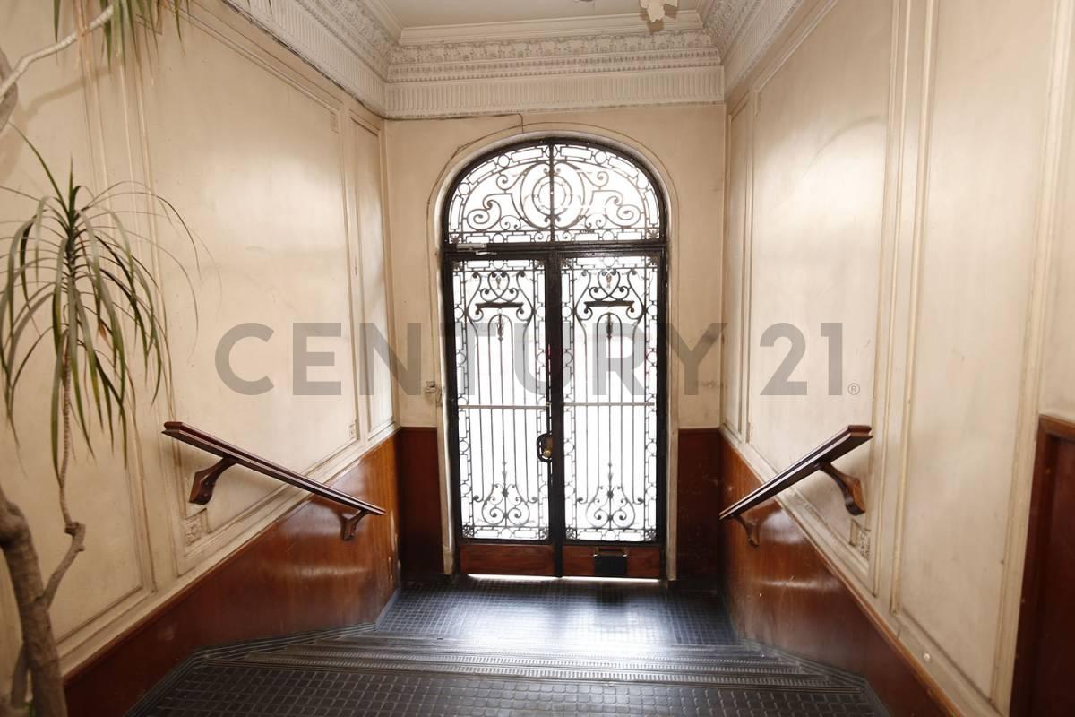Foto de DEPTO EN VENTA EN FLORES, imagen 2