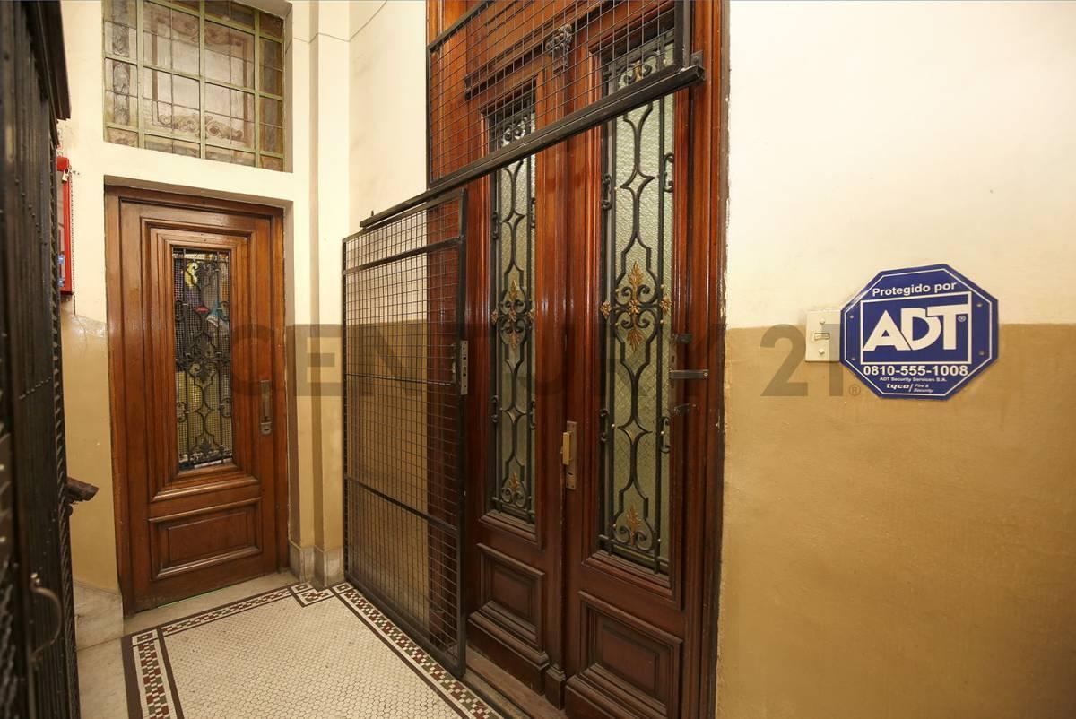 Foto de DEPTO EN VENTA EN FLORES, imagen 4