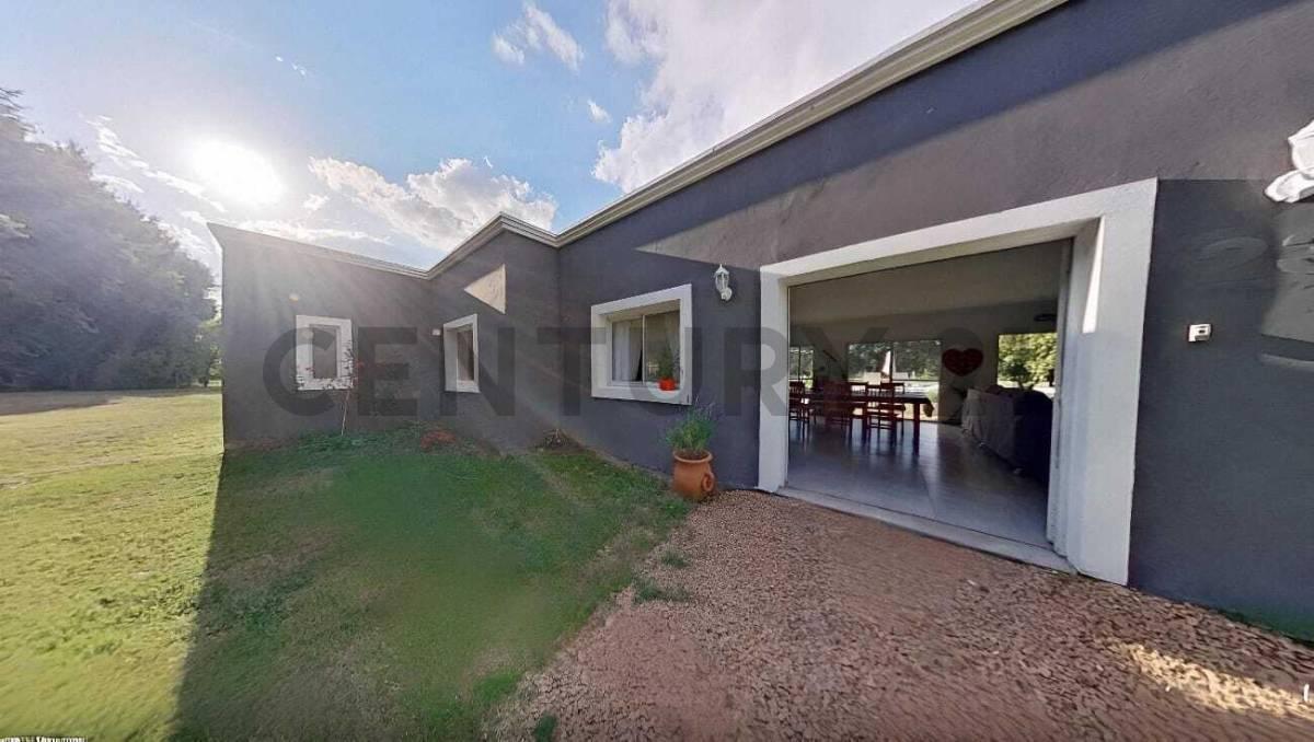 Foto de VENDE Exclusiva Residencia 7 Amb en Estancia Las Lilas – Lujo, imagen 3