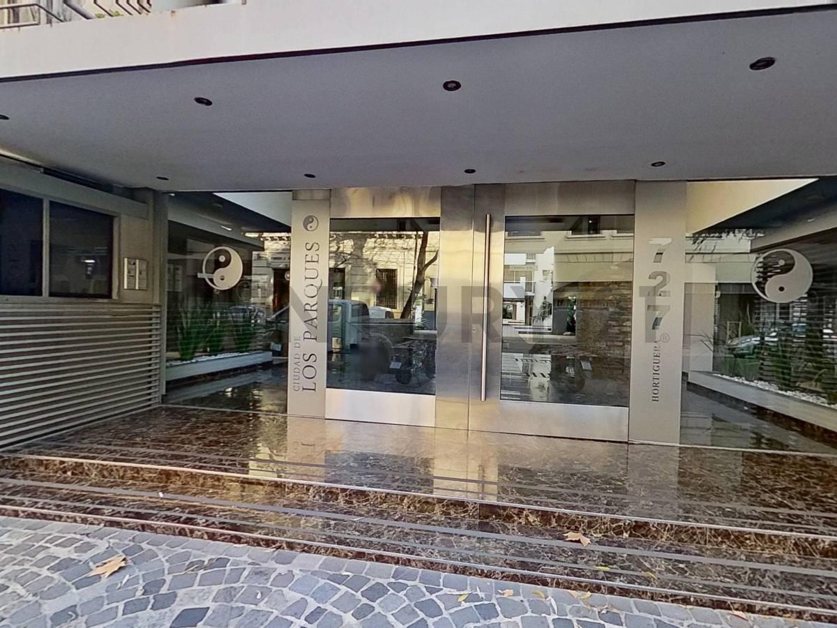 Foto de Departamento DUPLEX de 3 ambientes con COCHERA PARQUE CHACABUCO, imagen 1