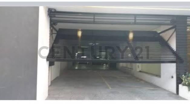Foto de COCHERA OPORTUNIDAD EDIFICIO DE CATEGORIA, imagen 1