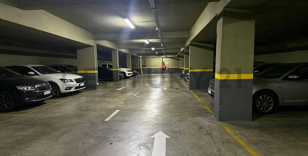 Foto de Venta de cochera fija en edificio – Almagro., imagen 1