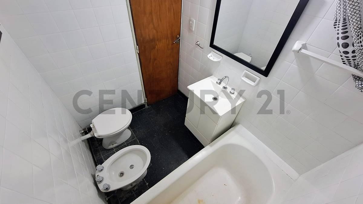 Foto de Alquiler Departamento 2 Ambientes Luminoso con Balcón/lavadero |, imagen 2