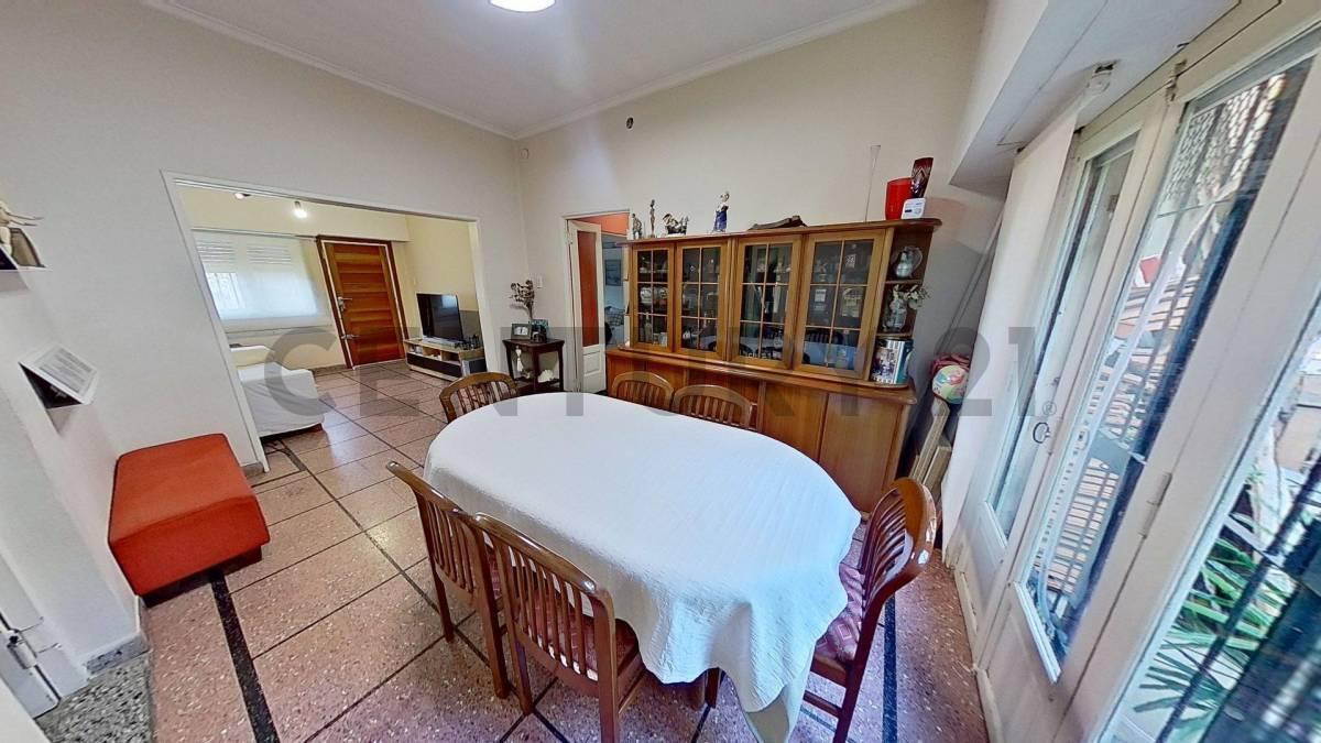 Foto de VENTA CASA 5 AMBIENTES LANUS ESTE, imagen 5