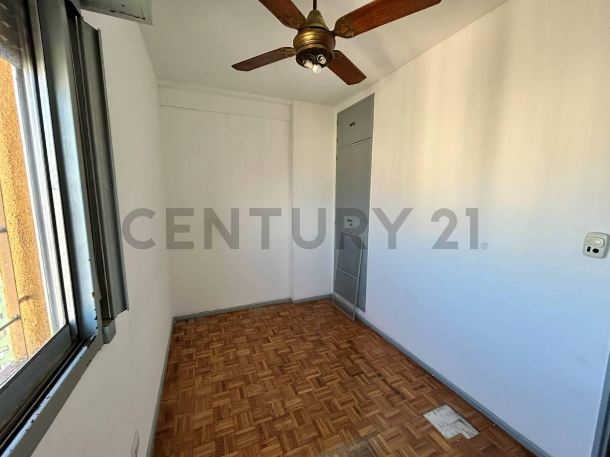 Foto de VENTA DEPARTAMENTO 4 AMBIENTES CON BALCON LUGANO, imagen 4
