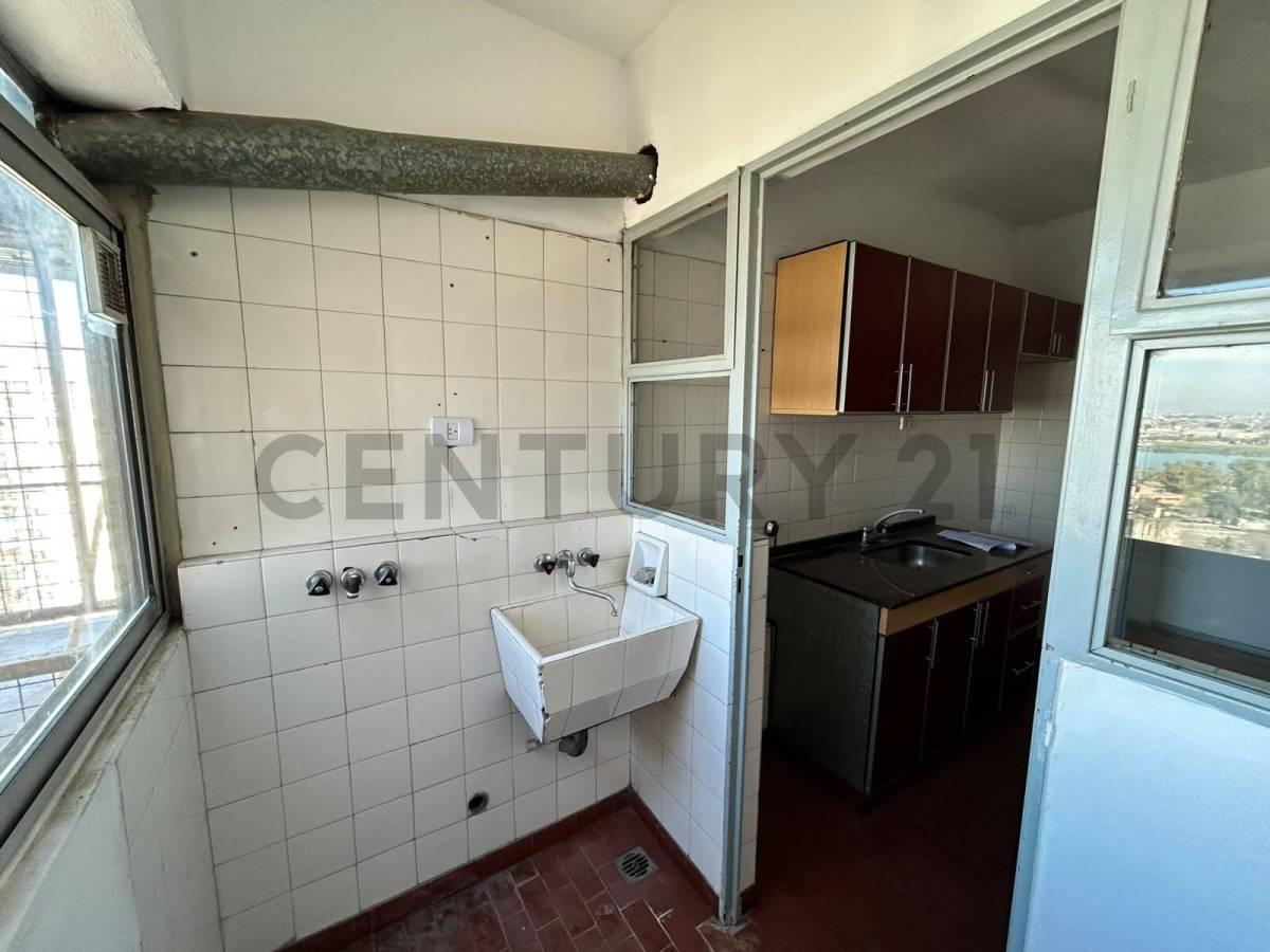Foto de VENTA DEPARTAMENTO 4 AMBIENTES CON BALCON LUGANO, imagen 3