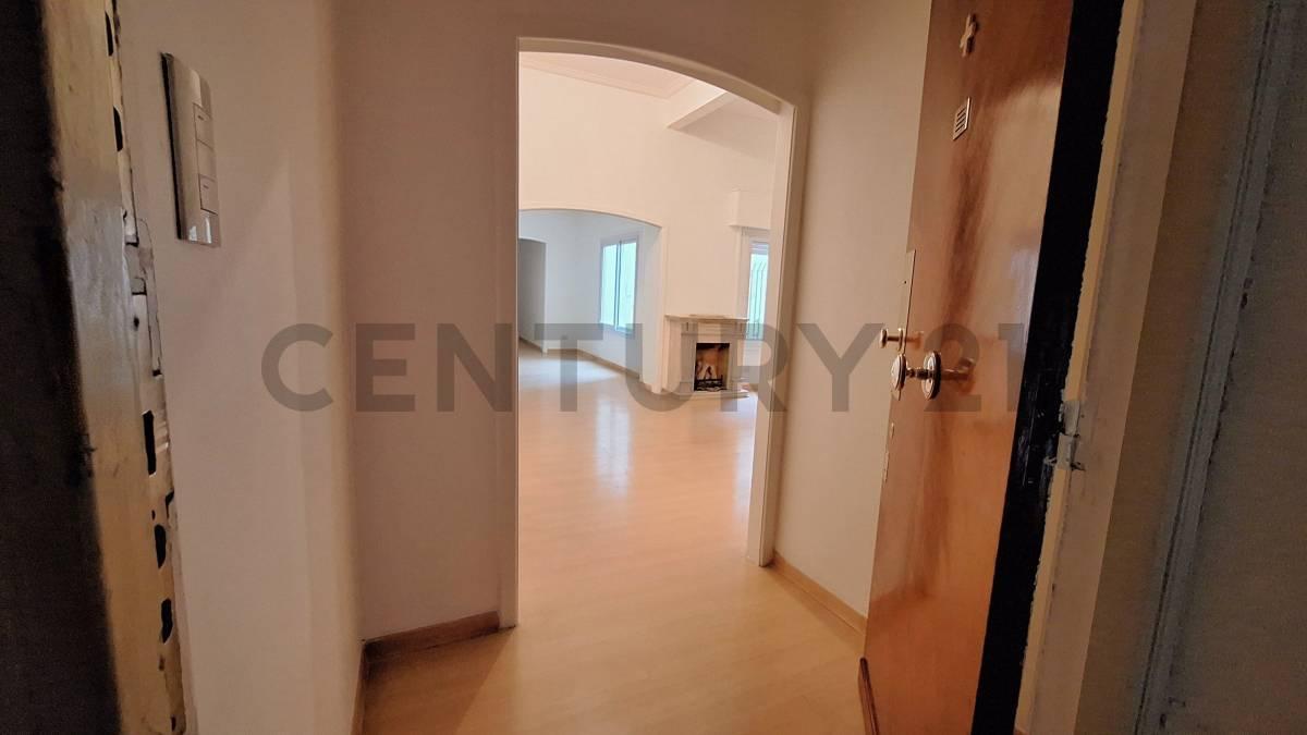 Foto de Venta Semipiso 3 Ambientes Almagro Reciclado Baños + Baño servicio, imagen 4
