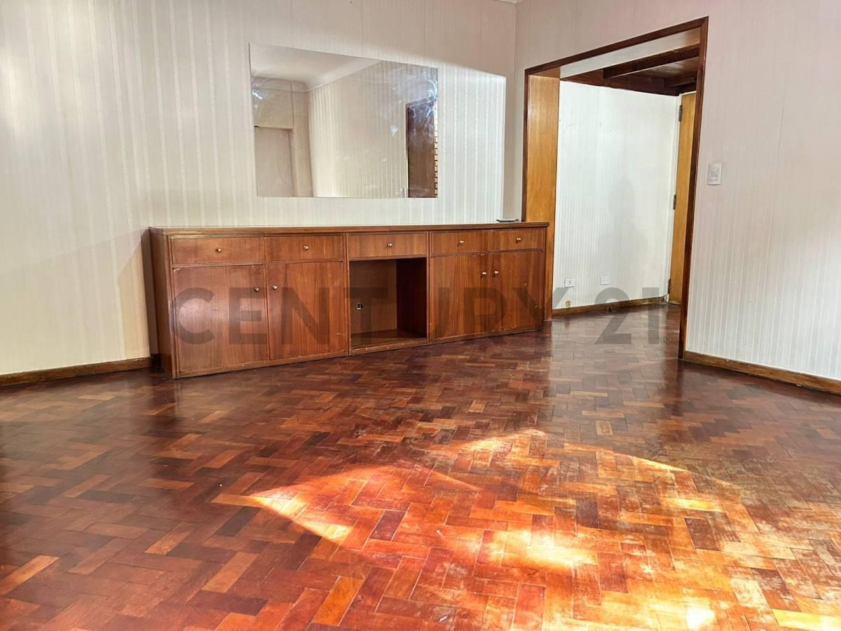 Foto de VENTA DEPARTAMENTO 3 AMBIENTES CON BALCON PARQUE CHACABUCO, imagen 4