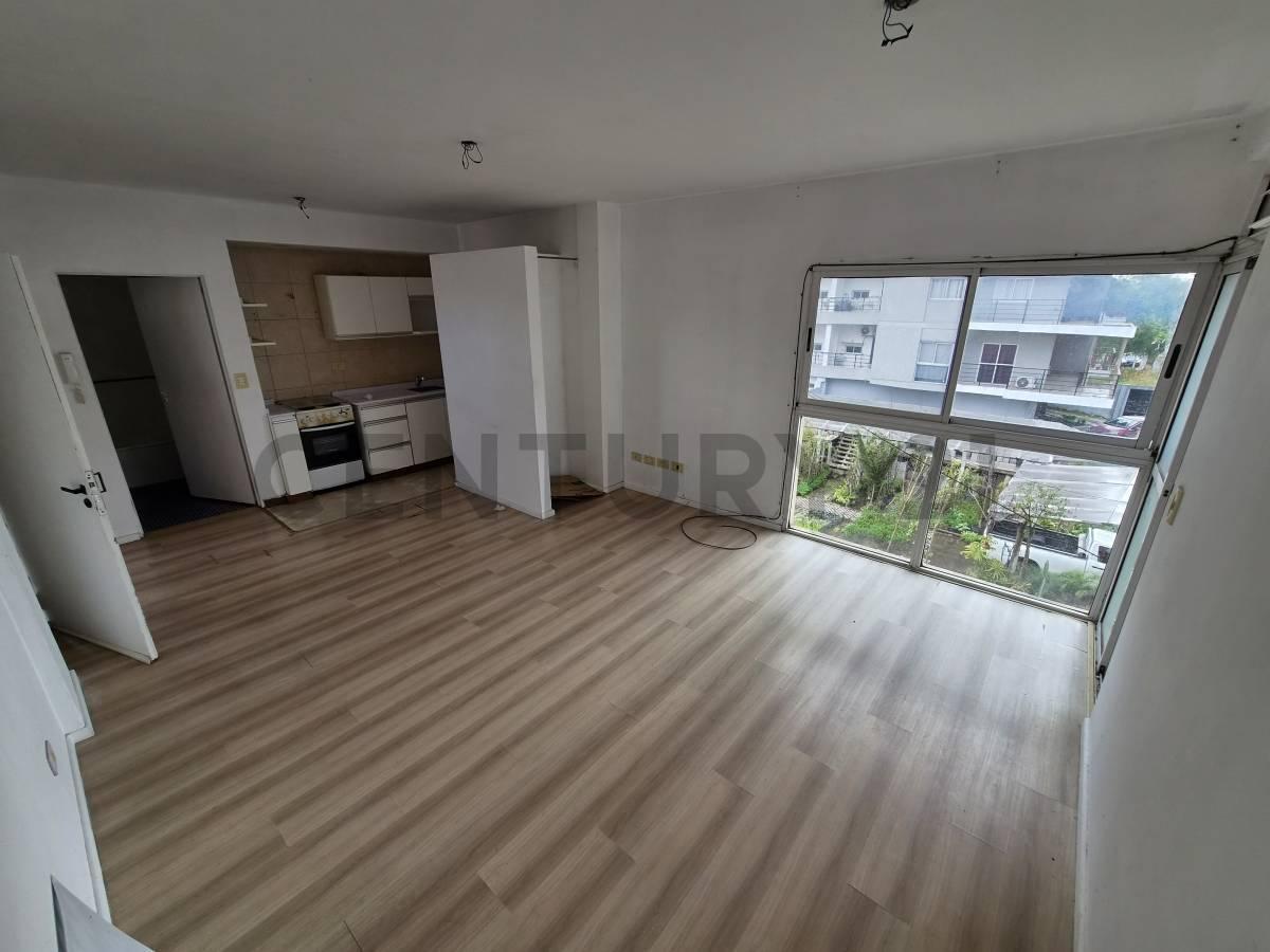 Foto de Alquiler Monoambiente Al Frente Con Balcón y SUM | Tucumán 329, Pilar, imagen 2