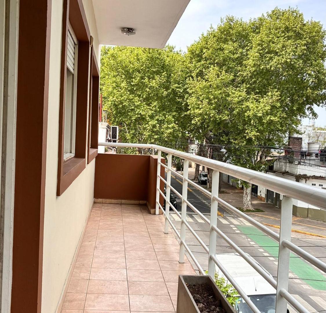 Foto de Departamento en alquiler en monte castro, imagen 5