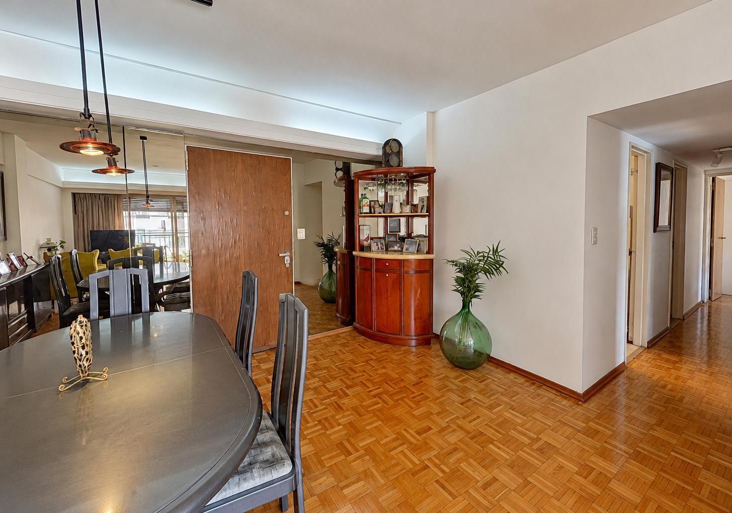 Foto de VENTA DEPARTAMENTO 4 AMBIENTES CON COCHERA COLEGIALES, imagen 5