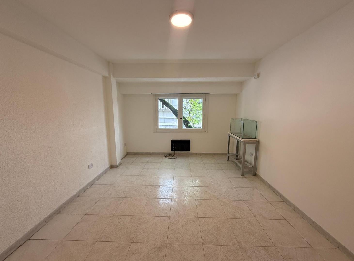 Foto de DEPARTAMENTO 3 AMBIENTES CON BALCON VELEZ SARFIELD/PARQUE AVELLANEDA, imagen 5
