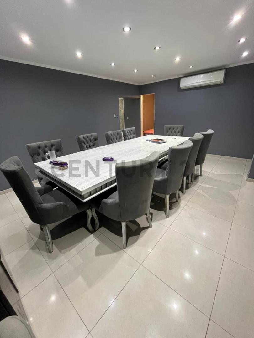 Casa Reciclada con Terraza · 6 Amb. 4