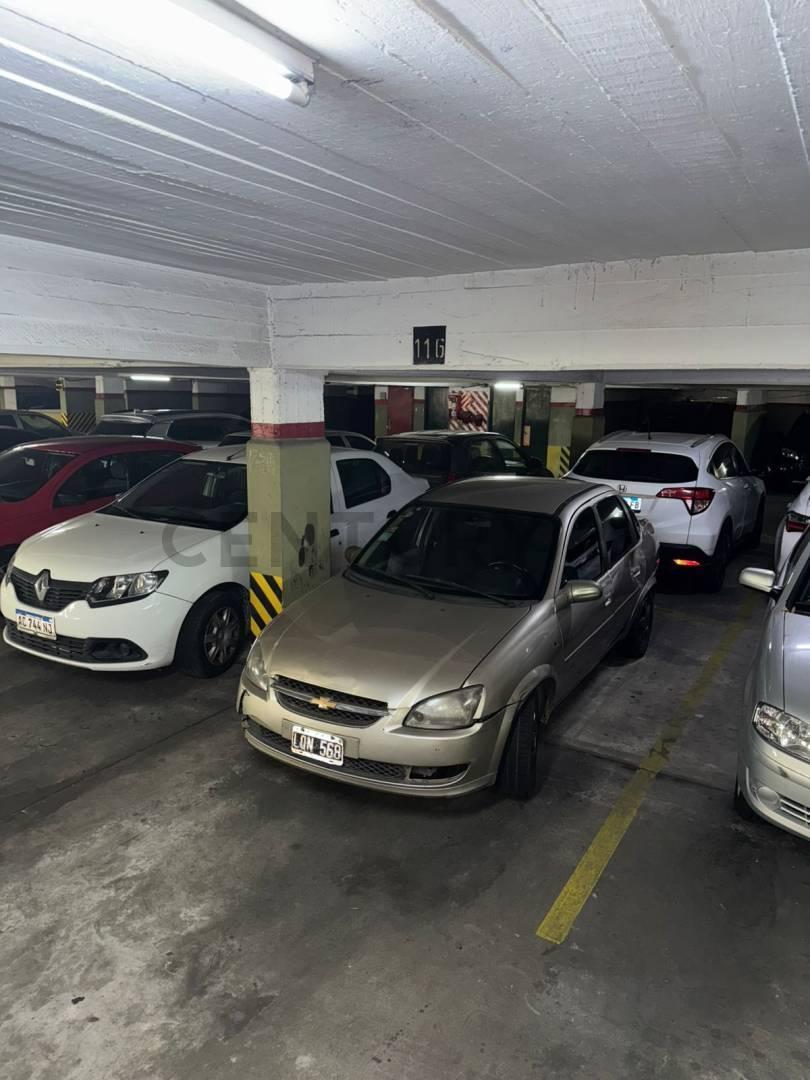 Foto de COCHERA en Planta Baja con acceso directo y seguridad 24hs - a metros, imagen 4