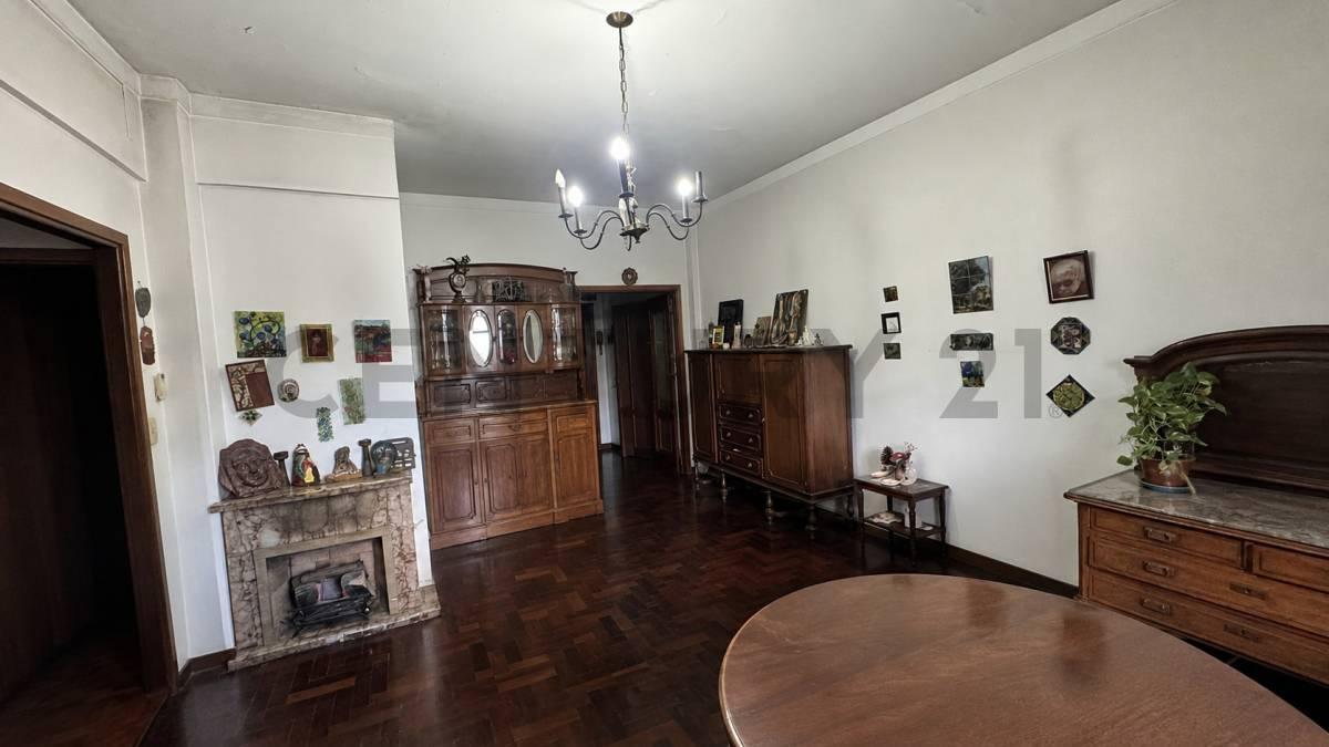 Foto de VENTA - TRES AMBIENTES EN ALMAGRO - CABA, imagen 1