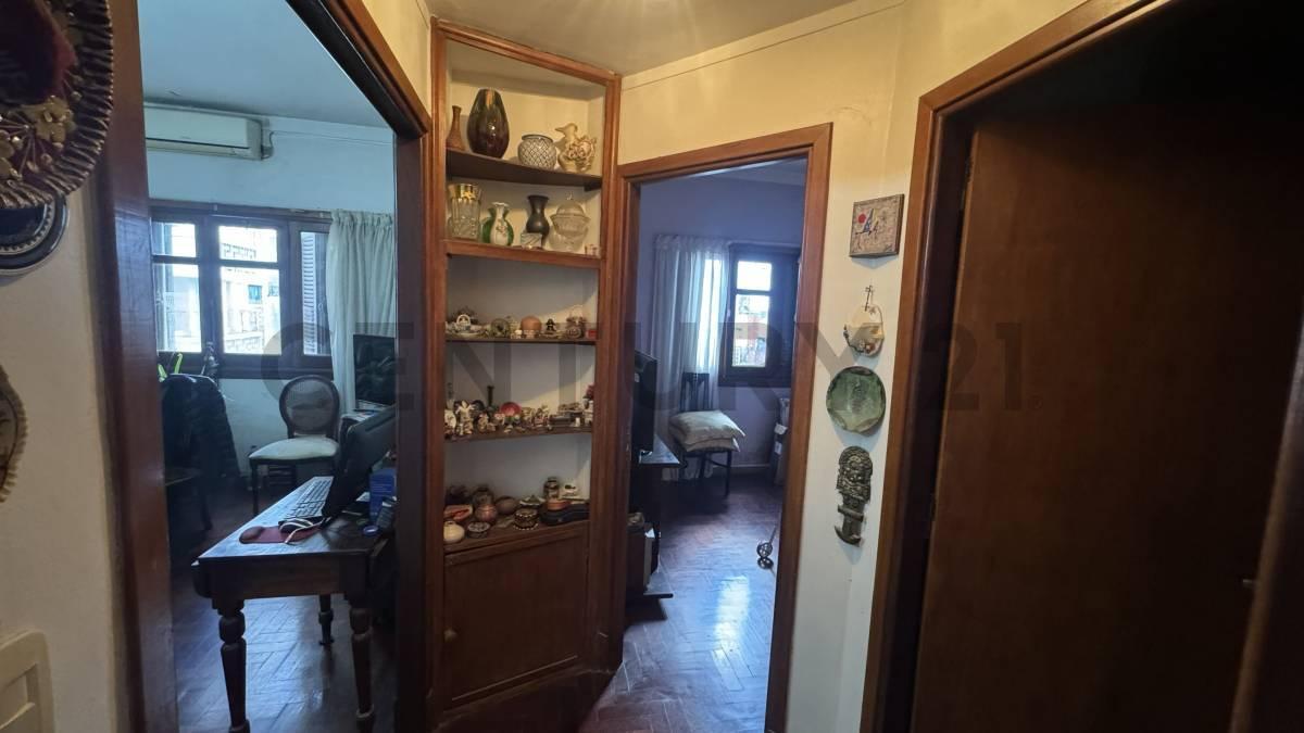 Foto de VENTA - TRES AMBIENTES EN ALMAGRO - CABA, imagen 3