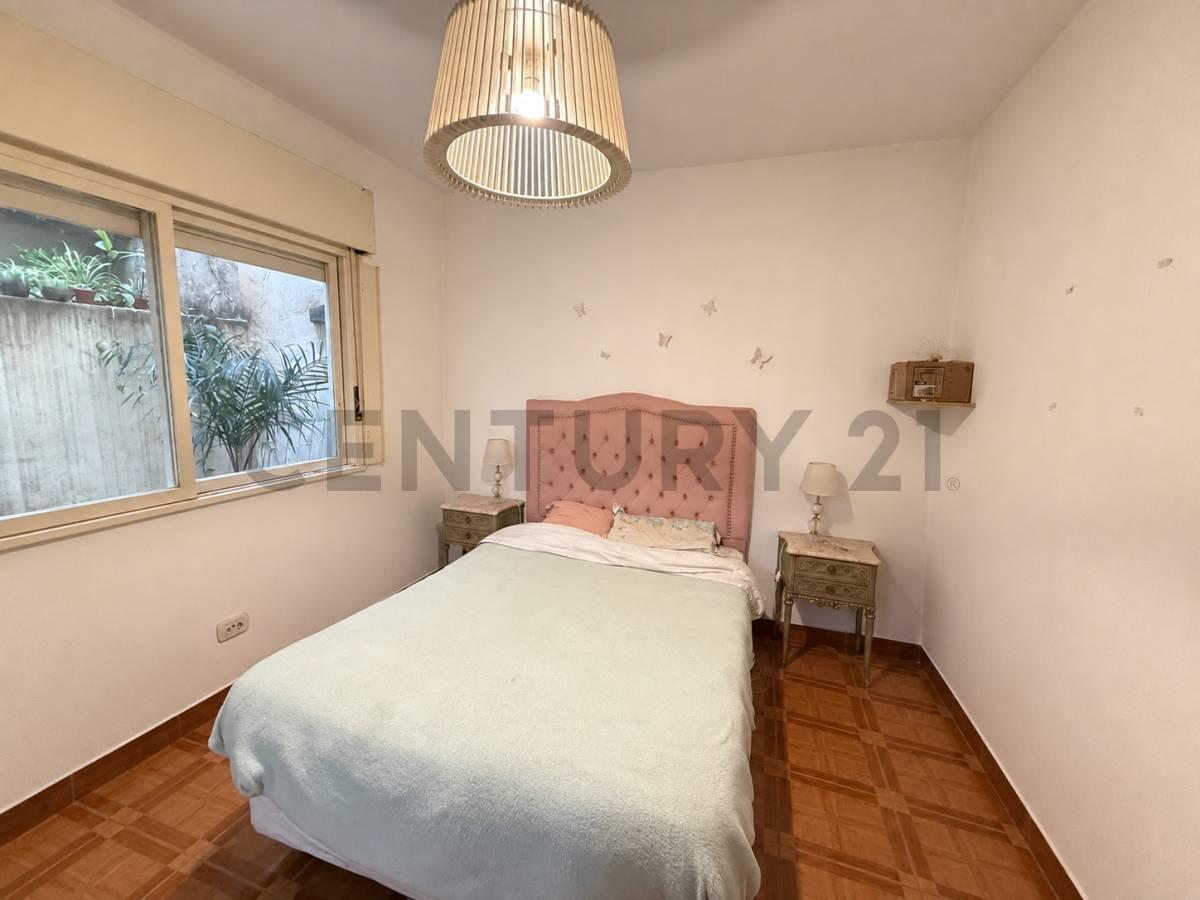 Foto de VENTA DEPARTAMENTO 2 AMB CON PATIO - PARQUE CHAS, imagen 2