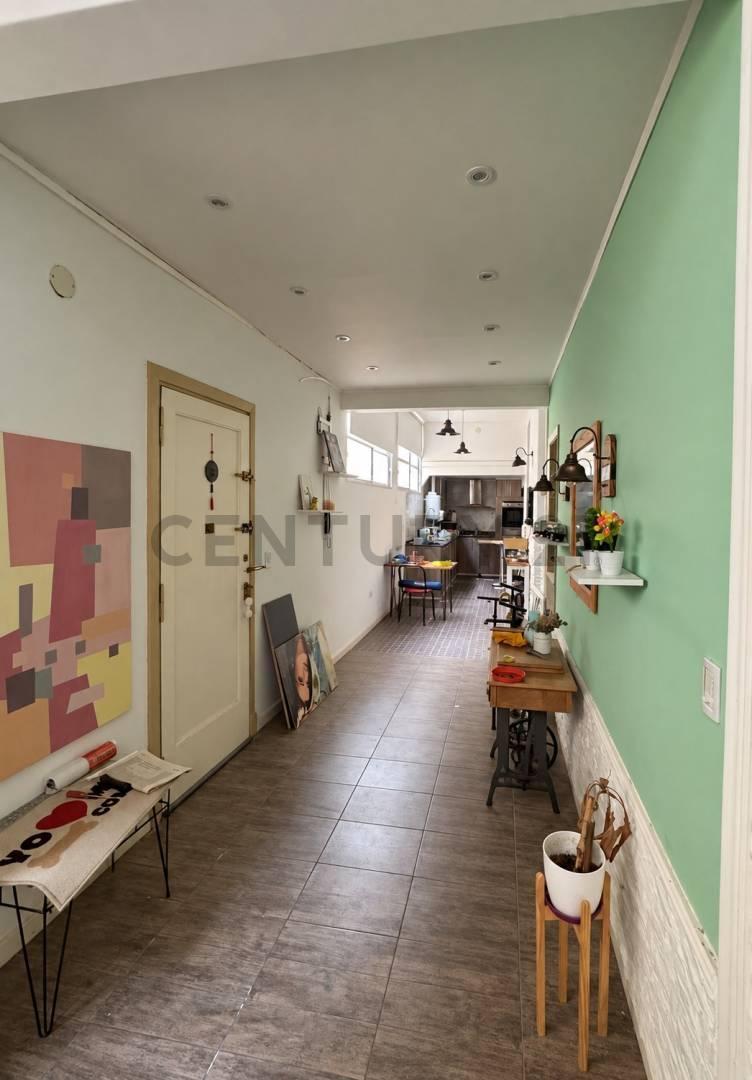 Foto de PH 5 ambientes con quincho y gran terraza de uso exclusivo – Almagro, imagen 1