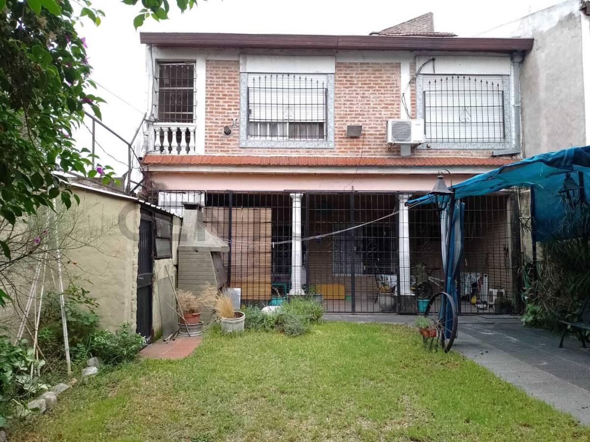 Foto de Venta de Casa 4 Ambientes con Pileta + Departamento de 2 Ambientes, imagen 2