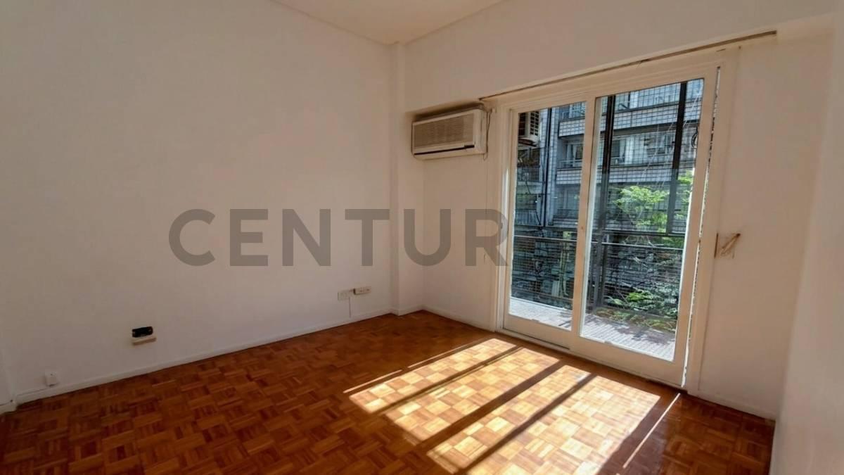 Foto de VENTA DEPARTAMENTO 3 AMBIENTES CON DEPENDENCIA EN ALMAGRO, imagen 5