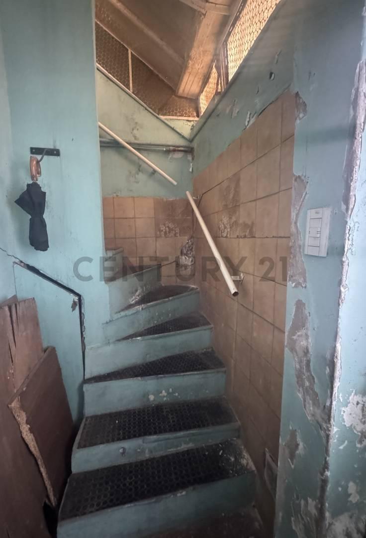 Foto de PH DE AMPLIAS DIMENSIONES, DOBLE ACCESO Y TERRAZA – NUEVA POMPEYA, imagen 2