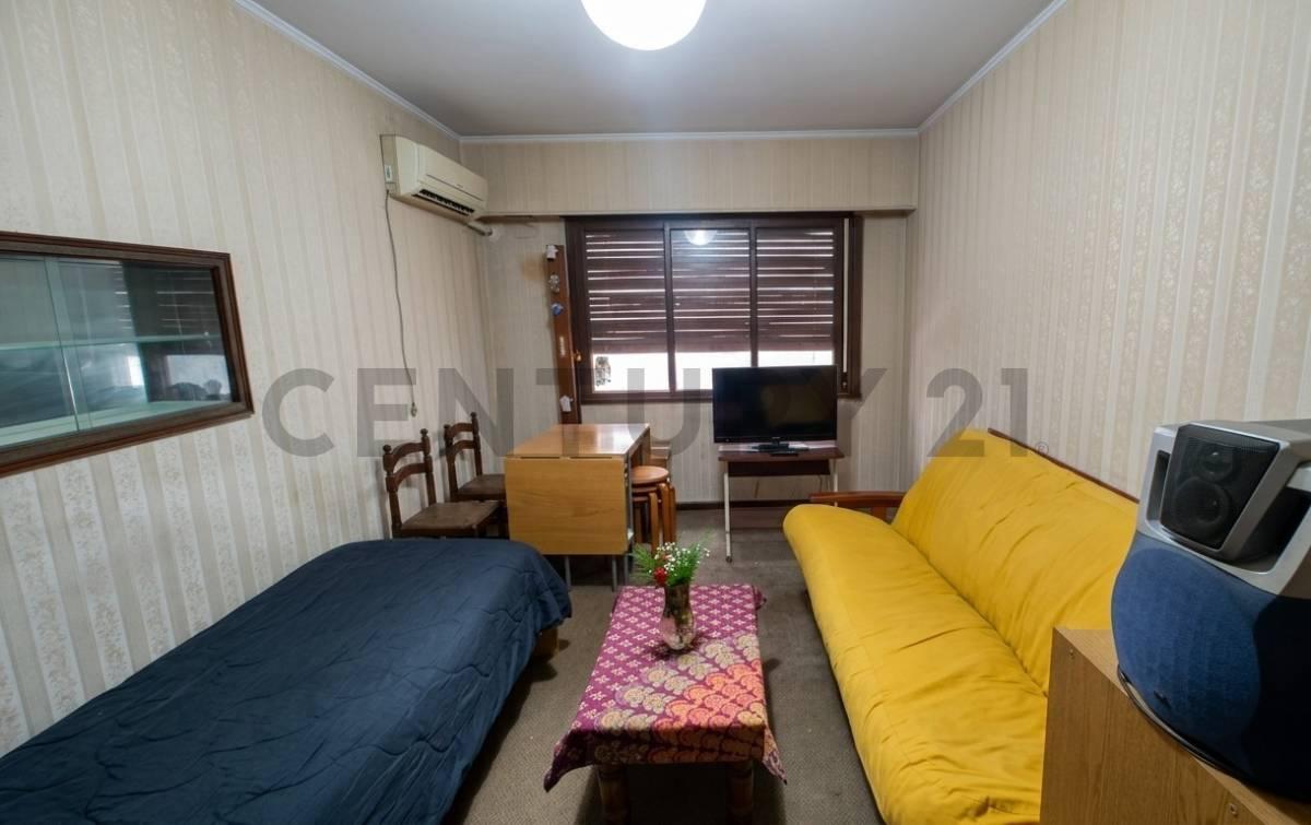 Foto de DEPARTAMENTO 3 AMBIENTES EN CABALLITO, imagen 2