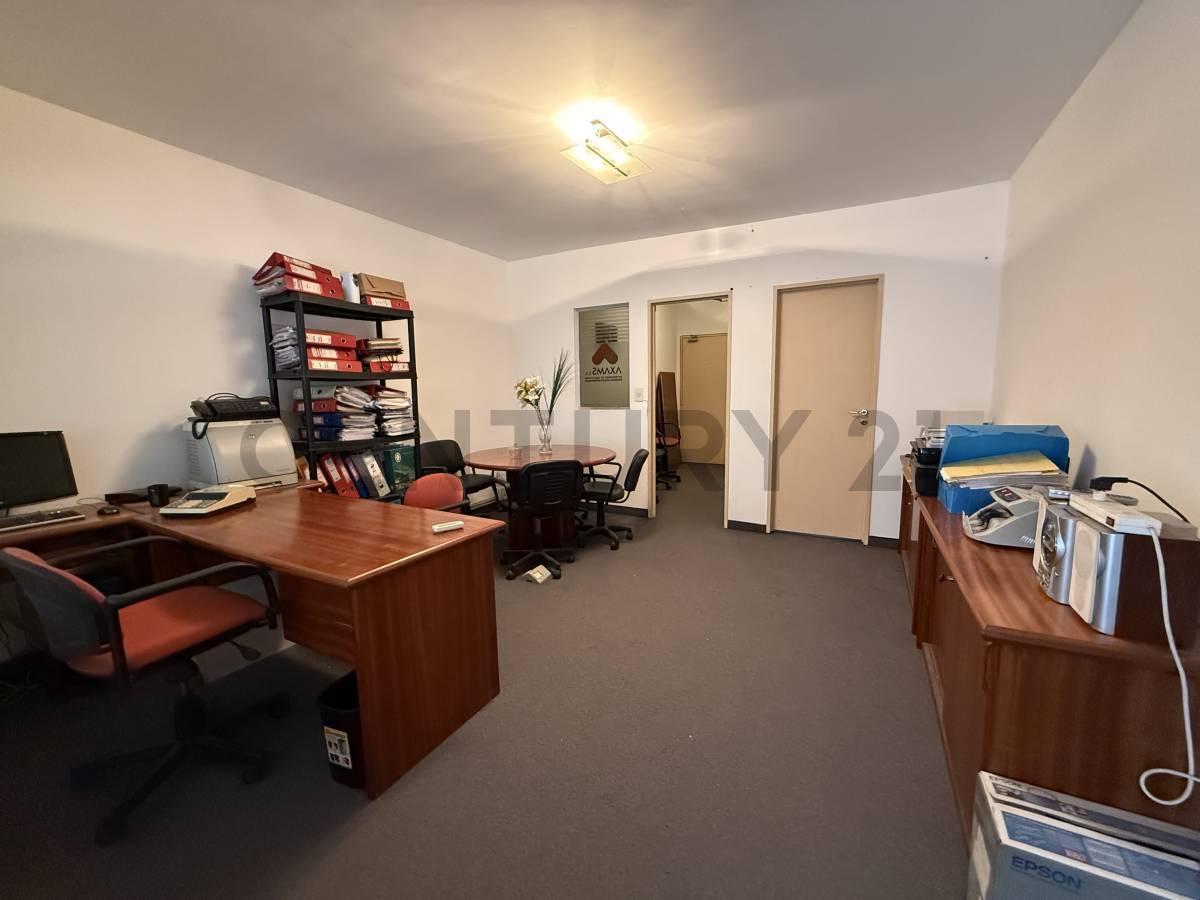 Foto de VENTA OFICINA 2 AMBIENTES EN MICROCENTRO CON COCINA, imagen 4
