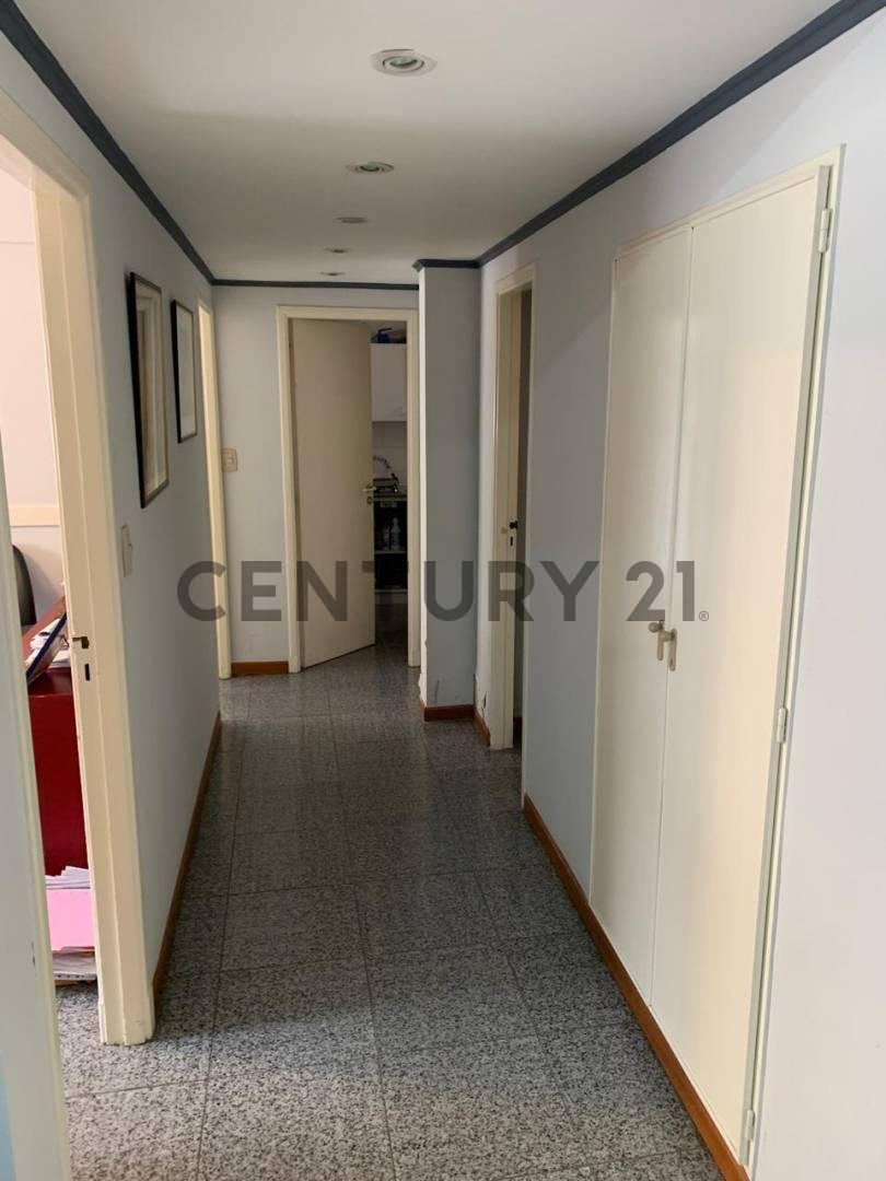 Foto de VENTA - OFICINA DE CATEGORIA - 139 M2 / SAN NICOLAS - CABA, imagen 3