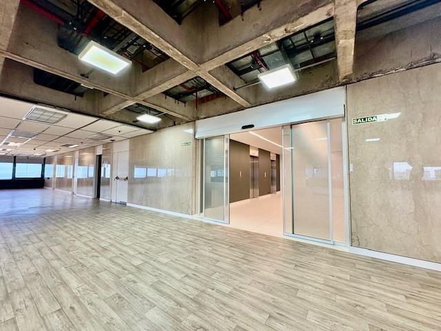 Foto de Corner Downtown - Oficinas de muy buenta categoria en la esquina de, imagen 1