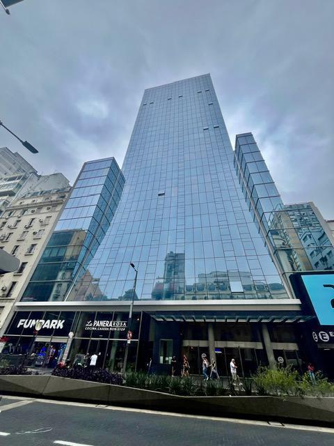 Oficina a estrenar en venta o alquiler en Lex Tower