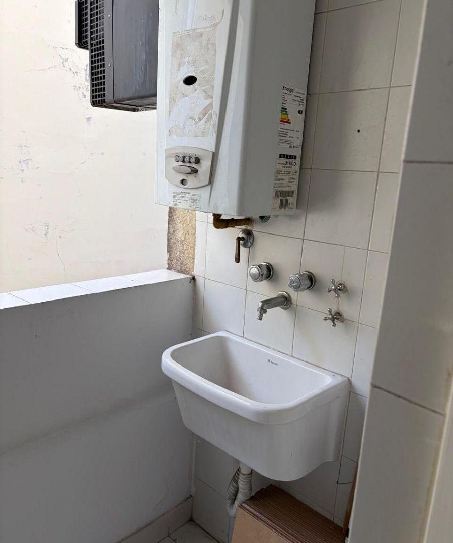 Foto de DEPARTAMENTO DE 1 AMBIENTE MODERNO CON COCINA INDEPENDIENTE Y LAVADERO, imagen 3