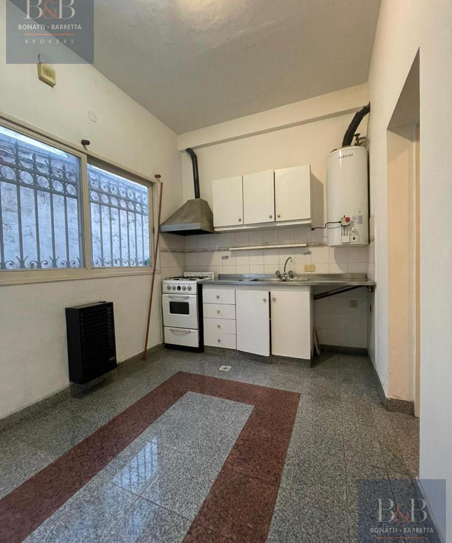 Foto de H. Yrigoyen 7258/60, Banfield - PH en Planta Baja 2 AMB - sin expensas, imagen 3