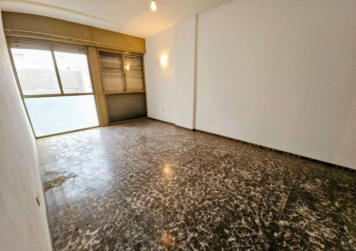 Departamento 2 dormitorios en venta en Alberdi 2