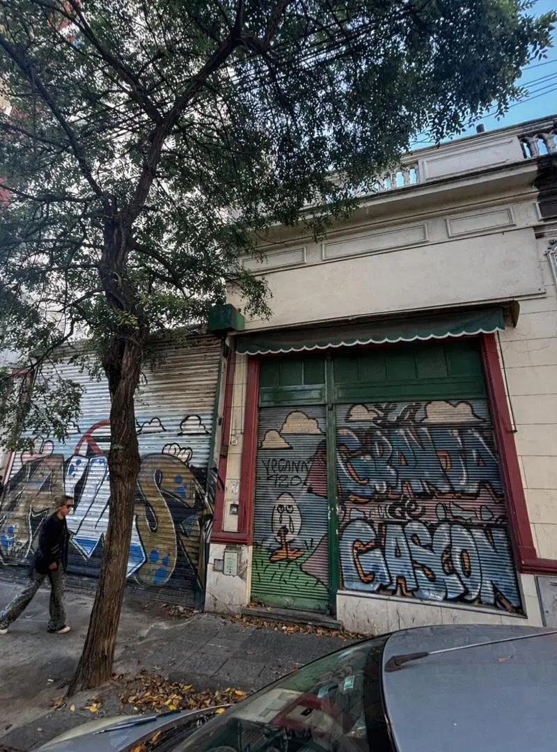 Local en Villa Crespo 10mts de frente 4