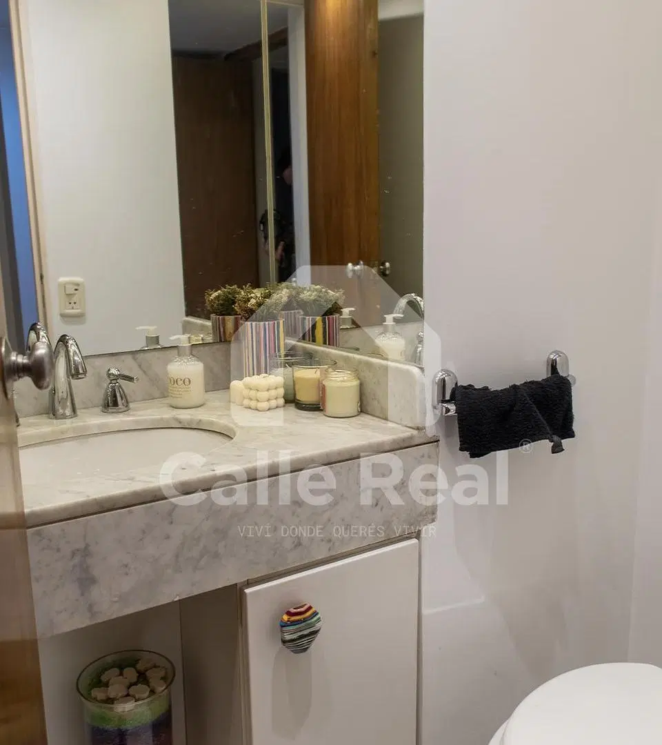 Departamento en esquina Las Cañitas piso 1 planta entera 5