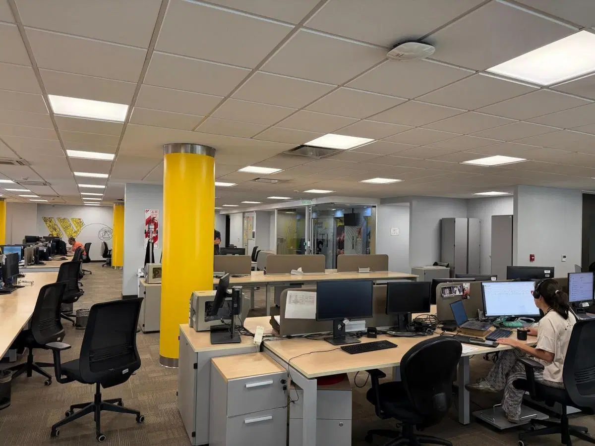 OFICINA EN AV CORDOBA Y MONTEVIDEO EN ALQUILER 1000mts 3