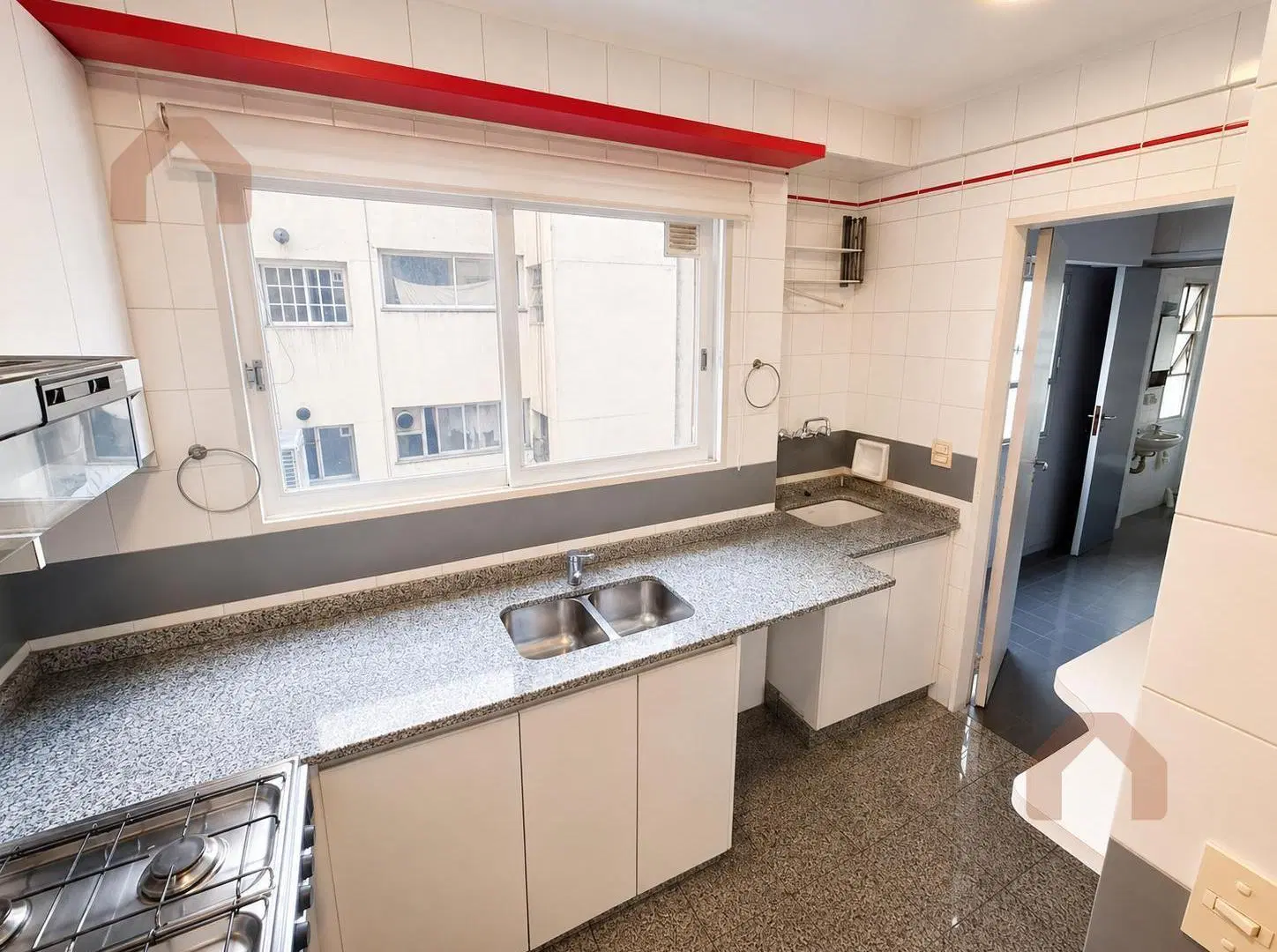 Departamento tres ambientes   dependencia en Alquiler en recoleta 2