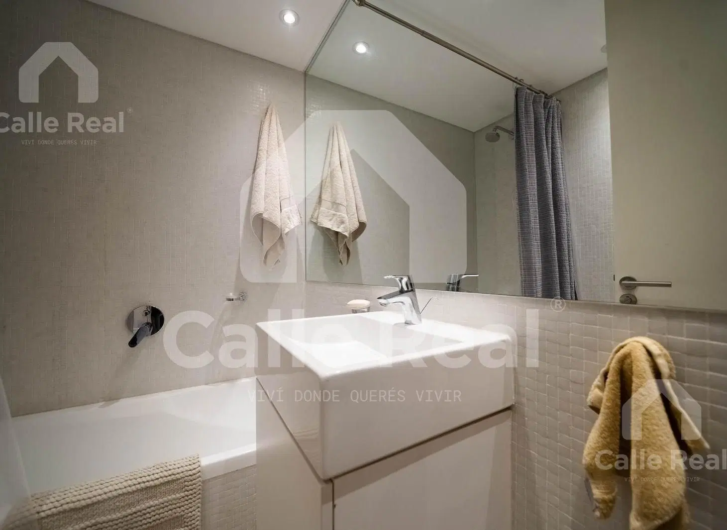 Departamento en alquiler en torre FORUM 2